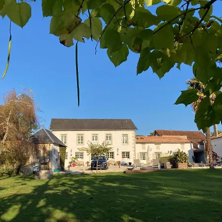 La Lezardiere بيت للعطل